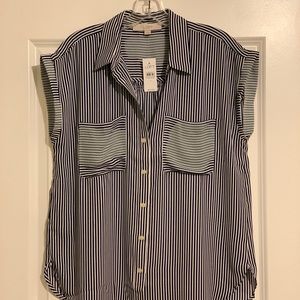 🏷 NWT // LOFT Blouse
